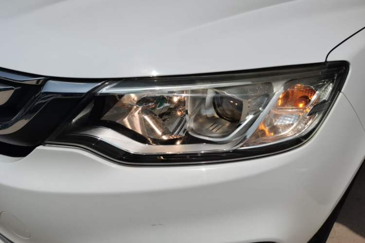Used Geely Auto Vision 2018 1.5L Automatic Prestige Model Left Front Headlight