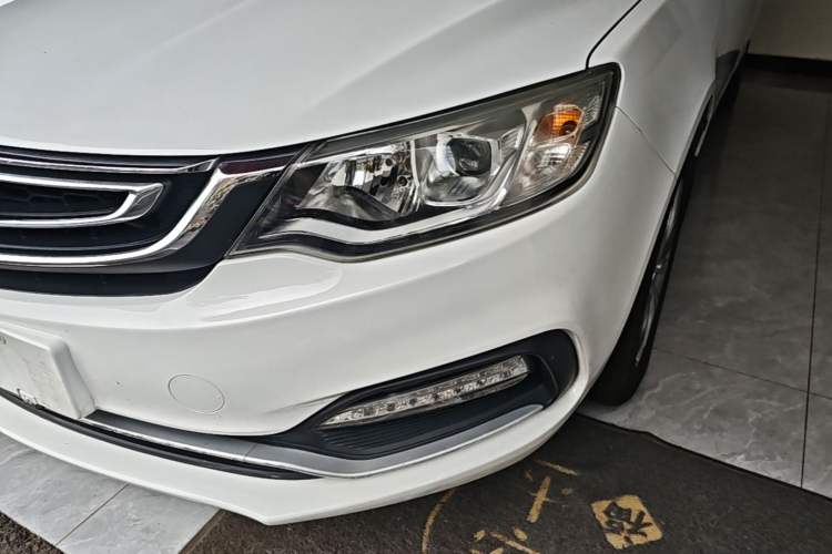 Used Geely Auto Vision 2018 1.5L Automatic Happiness Edition Left Front Headlight