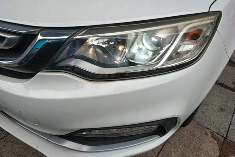 Used Geely Auto Vision 2018 1.5L Automatic Prestige Model Left Front Headlight
