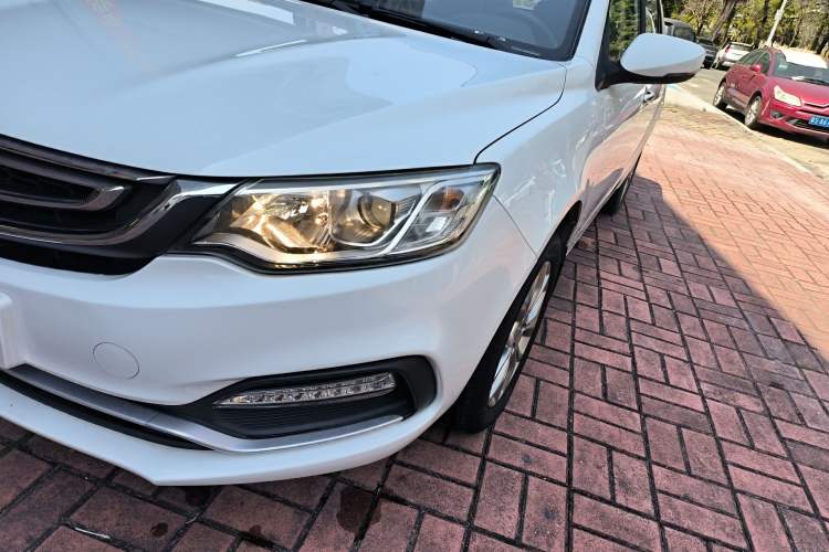 Used Geely Auto Vision 2018 1.5L Manual Happiness Edition Left Front Headlight