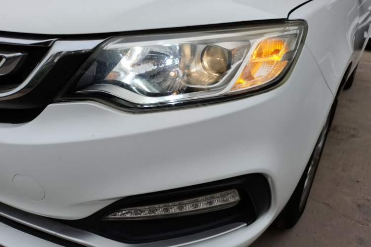 Used Geely Auto Vision 2018 1.5L Manual Happiness Edition Left Front Headlight