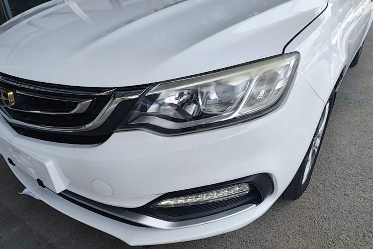 Used Geely Auto Vision 2018 1.5L Automatic Happiness Edition Left Front Headlight