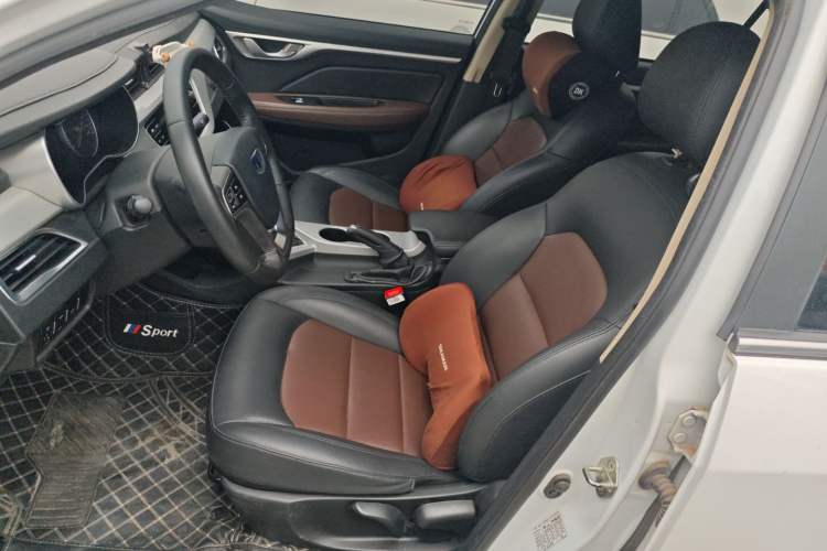 Used Geely Auto Vision 2018 1.5L Automatic Happiness Edition Left Front Seat