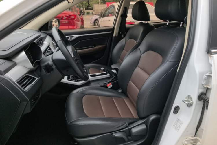 Used Geely Auto Vision 2018 1.5L Automatic Happiness Edition Left Front Seat