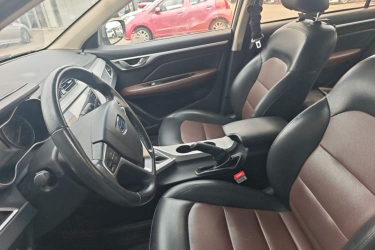 Used Geely Auto Vision 2018 1.5L Automatic Happiness Edition Left Front Seat