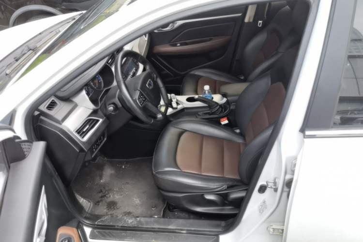 Used Geely Auto Vision 2018 1.5L Automatic Happiness Edition Left Front Seat