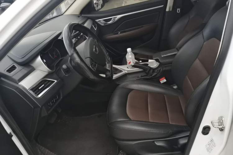 Used Geely Auto Vision 2018 1.5L Automatic Happiness Edition Left Front Seat