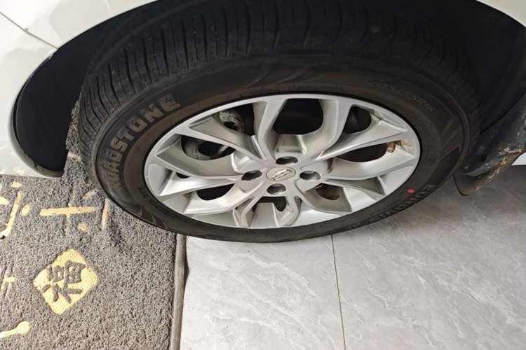 Used Geely Auto Vision 2018 1.5L Automatic Happiness Edition Left Front Wheel Hub