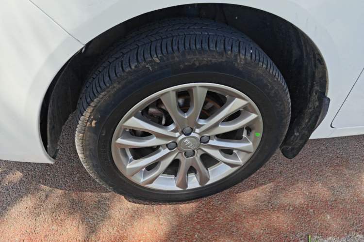 Used Geely Auto Vision 2018 1.5L Manual Happiness Edition Left Front Wheel Hub