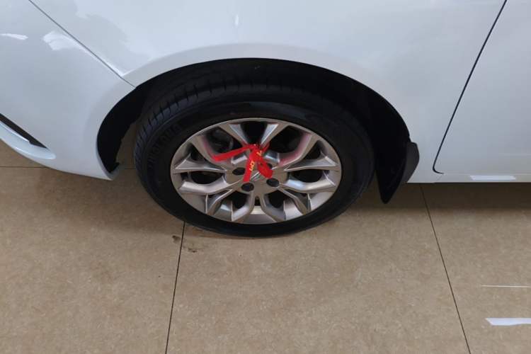 Used Geely Auto Vision 2018 1.5L Automatic Happiness Edition Left Front Wheel Hub