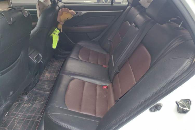 Used Geely Auto Vision 2018 1.5L Automatic Happiness Edition Left Rear Seat