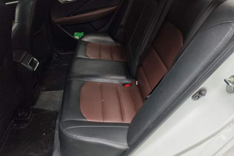 Used Geely Auto Vision 2018 1.5L Automatic Happiness Edition Left Rear Seat