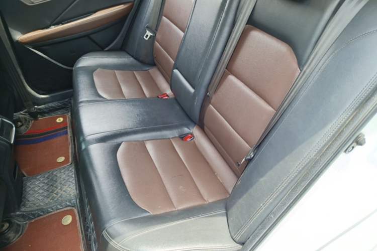 Used Geely Auto Vision 2018 1.5L Automatic Happiness Edition Left Rear Seat