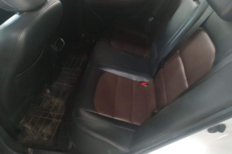Used Geely Auto Vision 2018 1.5L Automatic Happiness Edition Left Rear Seat