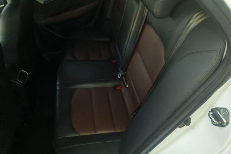 Used Geely Auto Vision 2018 1.5L Automatic Happiness Edition Left Rear Seat