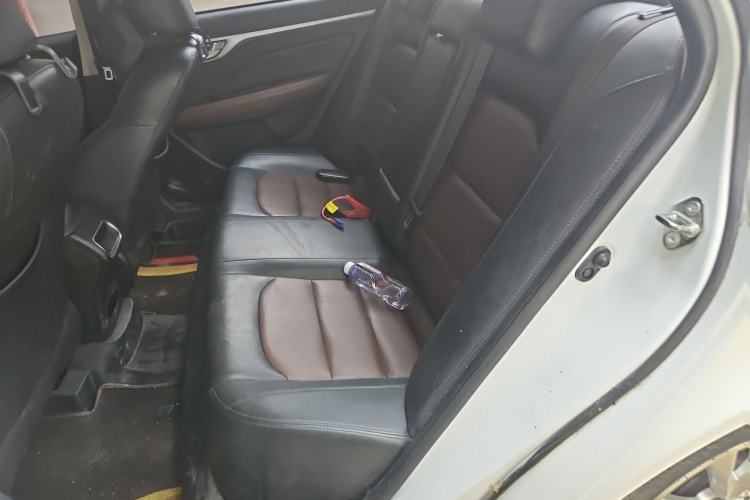 Used Geely Auto Vision 2018 1.5L Automatic Happiness Edition Left Rear Seat