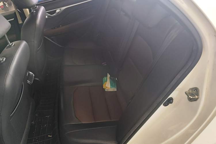 Used Geely Auto Vision 2018 1.5L Automatic Happiness Edition Left Rear Seat