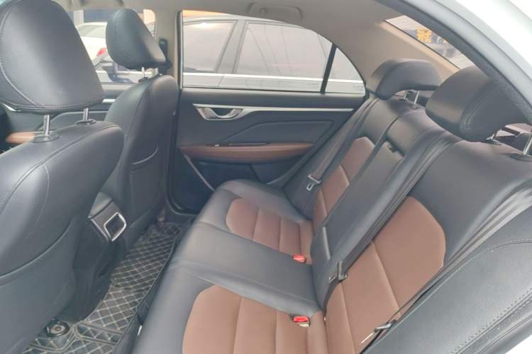 Used Geely Auto Vision 2018 1.5L Automatic Happiness Edition Left Rear Seat