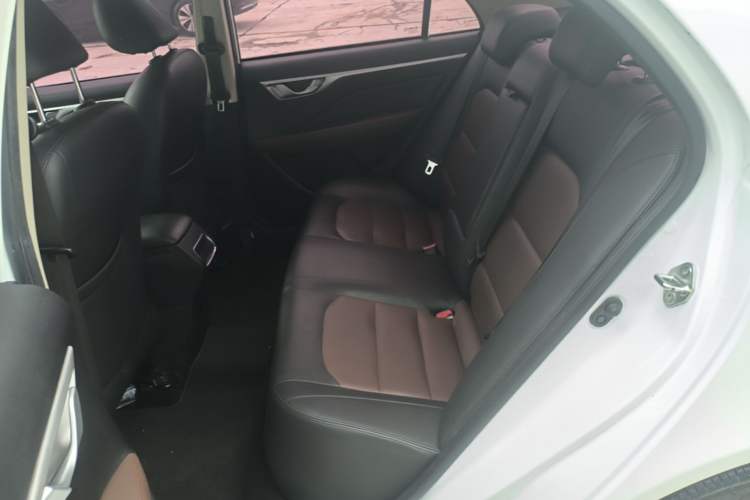 Used Geely Auto Vision 2018 1.5L Automatic Happiness Edition Left Rear Seat