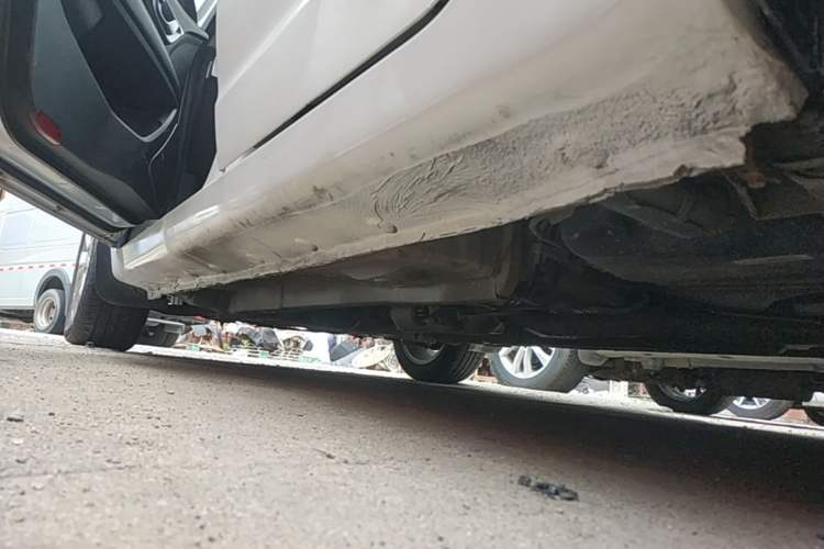 Used Geely Auto Vision 2018 1.5L Manual Happiness Edition Left Side Sill