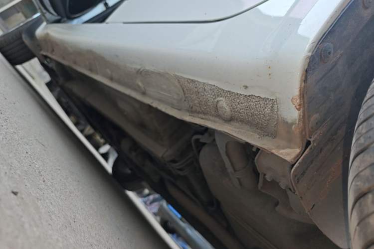 Used Geely Auto Vision 2018 1.5L Manual Happiness Edition Left Side Sill