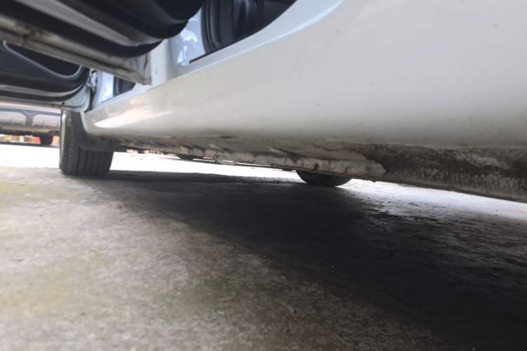 Used Geely Auto Vision 2018 1.5L Manual Happiness Edition Left Side Sill