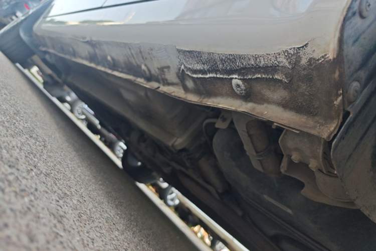 Used Geely Auto Vision 2018 1.5L Automatic Prestige Model Left Side Sill