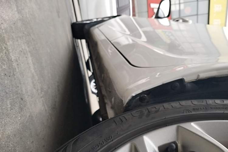 Used Geely Auto Vision 2018 1.5L Manual Happiness Edition Left Side Sill