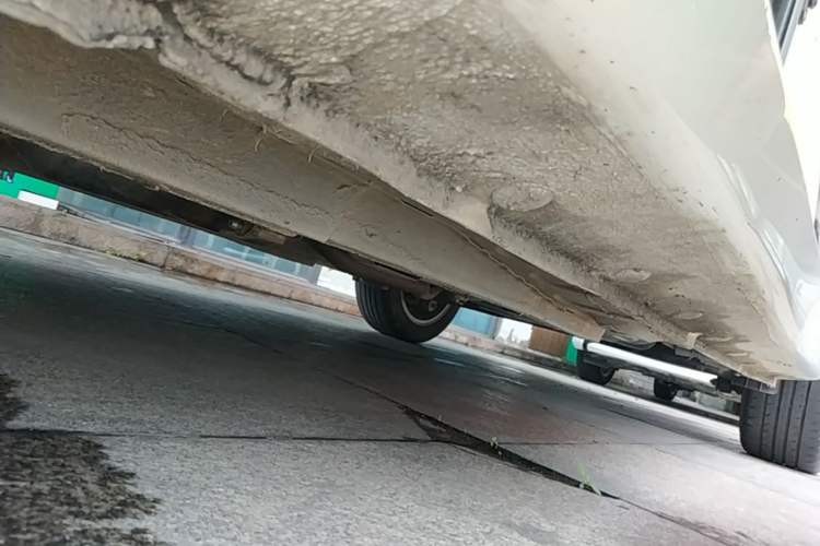 Used Geely Auto Vision 2018 1.5L Automatic Prestige Model Left Side Sill