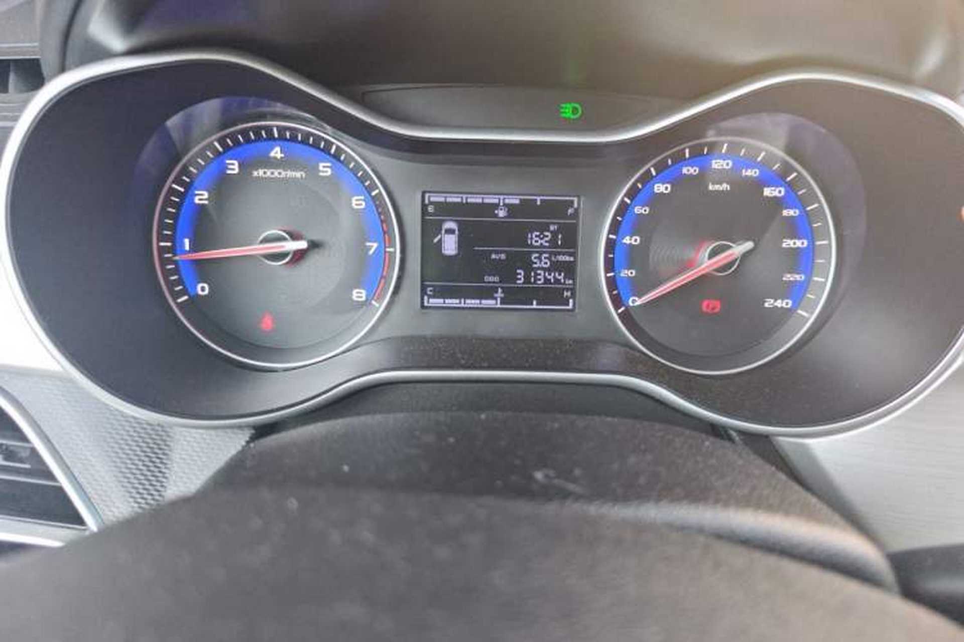 Used Geely Auto Vision 2018 1.5L Manual Happiness Edition Odometer Close Up