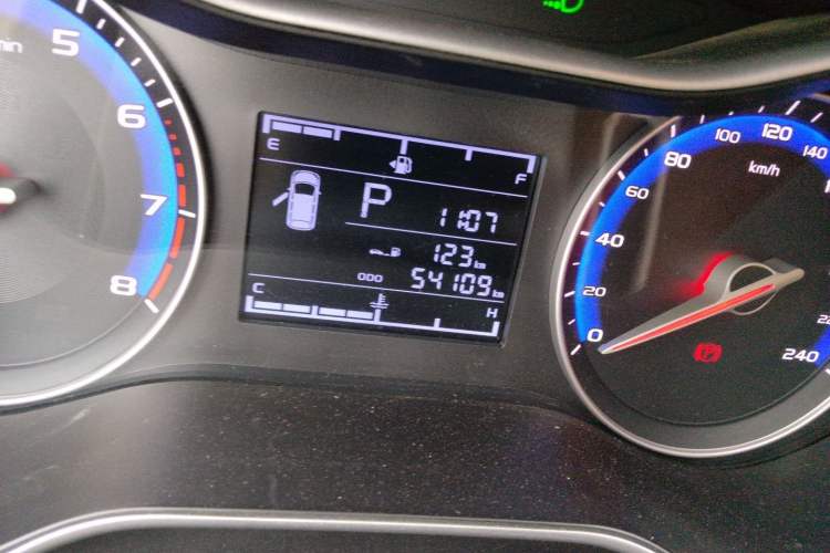 Used Geely Auto Vision 2018 1.5L Automatic Prestige Model Odometer Close Up