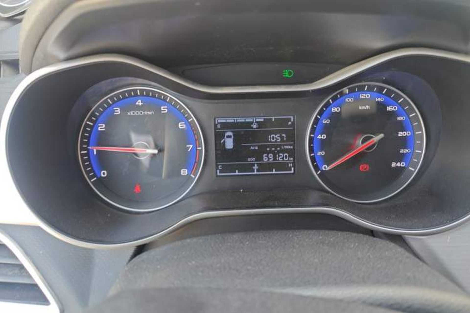 Used Geely Auto Vision 2018 1.5L Manual Happiness Edition Odometer Close Up