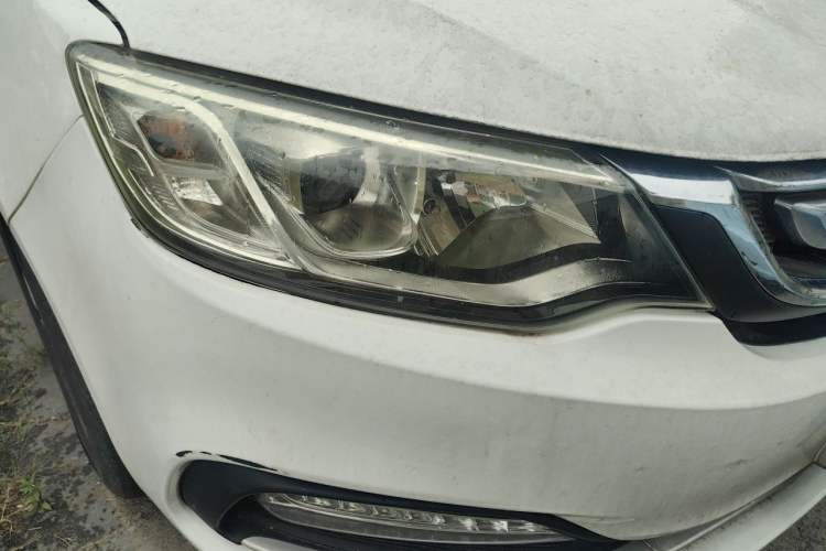 Used Geely Auto Vision 2018 1.5L Automatic Prestige Model Right Front Headlight