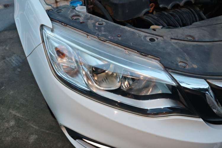 Used Geely Auto Vision 2018 1.5L Manual Happiness Edition Right Front Headlight