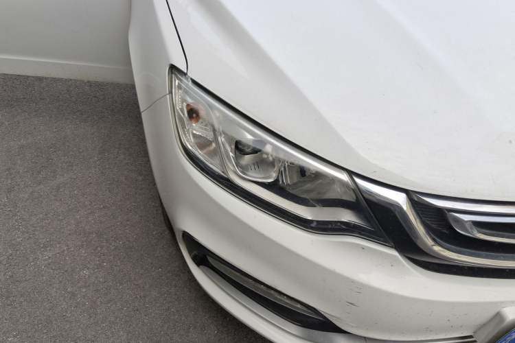 Used Geely Auto Vision 2018 1.5L Manual Happiness Edition Right Front Headlight