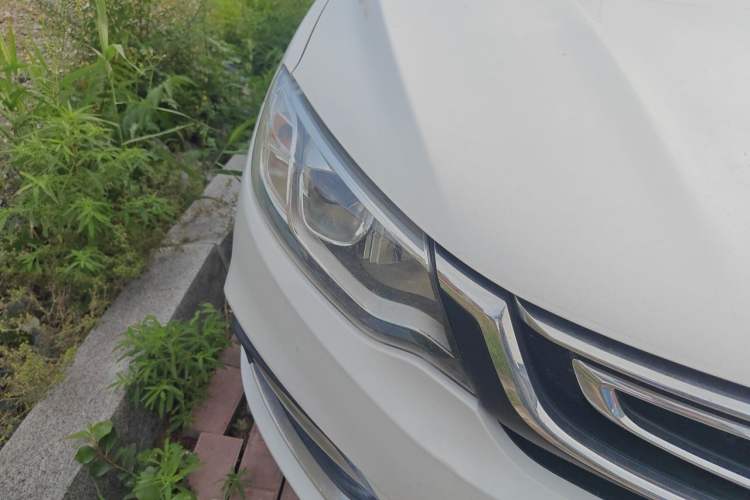 Used Geely Auto Vision 2018 1.5L Automatic Happiness Edition Right Front Headlight