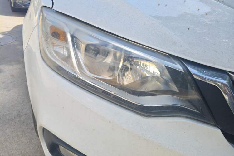 Used Geely Auto Vision 2018 1.5L Automatic Happiness Edition Right Front Headlight