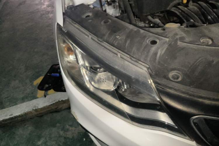 Used Geely Auto Vision 2018 1.5L Automatic Prestige Model Right Front Headlight