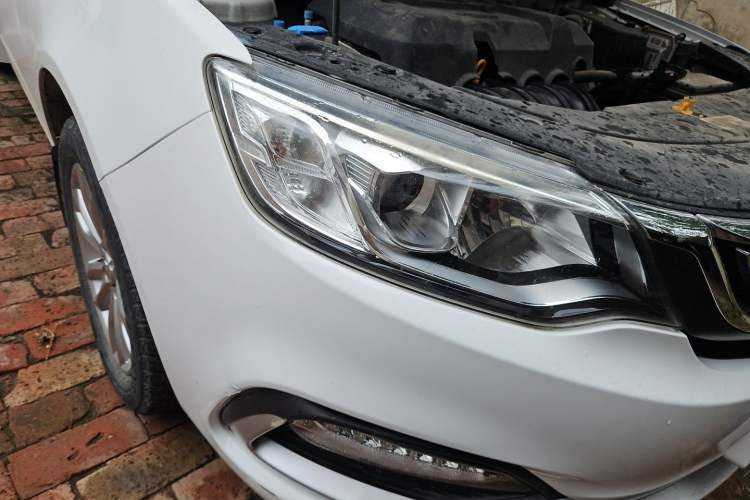 Used Geely Auto Vision 2018 1.5L Automatic Happiness Edition Right Front Headlight