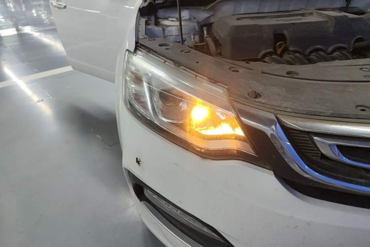 Used Geely Auto Vision 2018 1.5L Manual Happiness Edition Right Front Headlight