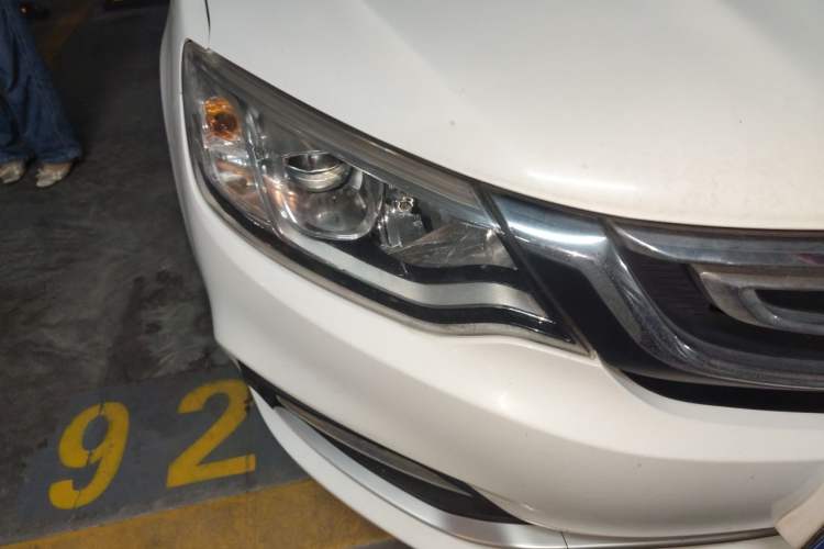Used Geely Auto Vision 2018 1.5L Manual Happiness Edition Right Front Headlight