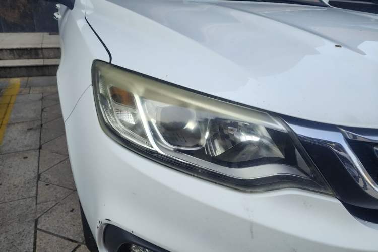 Used Geely Auto Vision 2018 1.5L Manual Happiness Edition Right Front Headlight