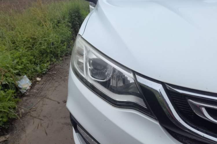 Used Geely Auto Vision 2018 1.5L Automatic Happiness Edition Right Front Headlight