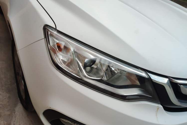 Used Geely Auto Vision 2018 1.5L Manual Happiness Edition Right Front Headlight
