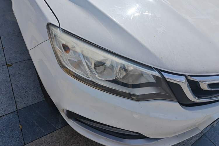 Used Geely Auto Vision 2018 1.5L Automatic Prestige Model Right Front Headlight