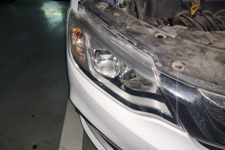 Used Geely Auto Vision 2018 1.5L Automatic Prestige Model Right Front Headlight