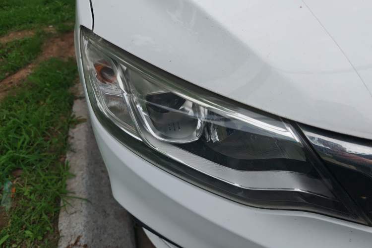 Used Geely Auto Vision 2018 1.5L Manual Happiness Edition Right Front Headlight