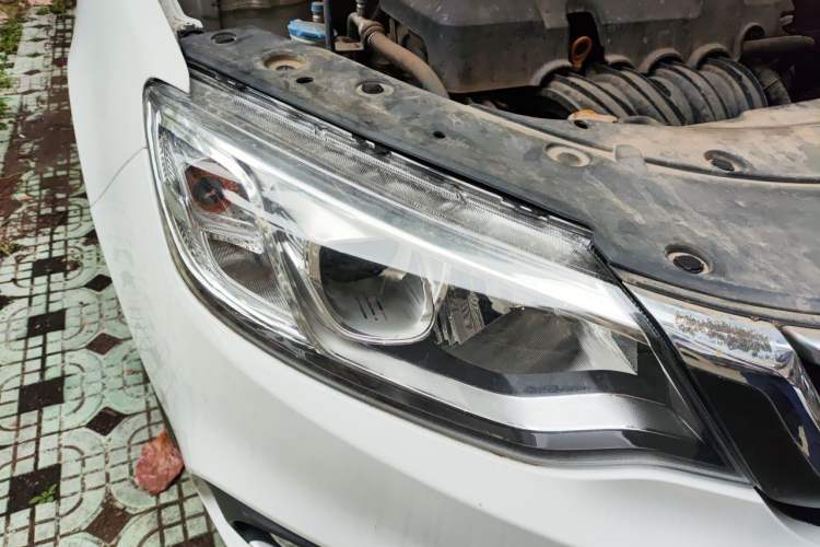 Used Geely Auto Vision 2018 1.5L Automatic Prestige Model Right Front Headlight
