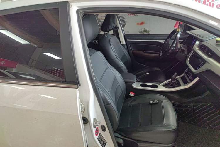 Used Geely Auto Vision 2018 1.5L Automatic Happiness Edition Right Front Seat