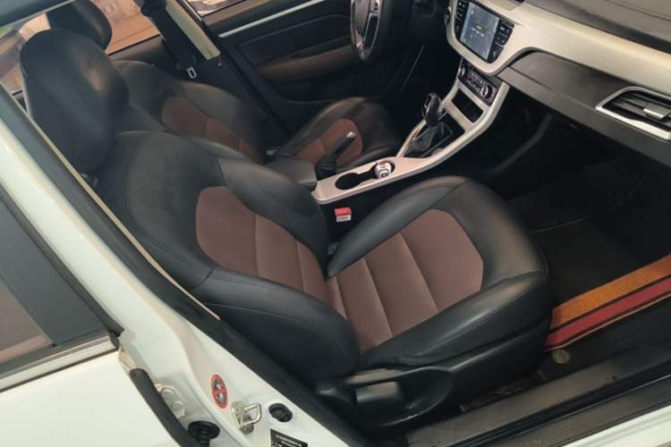 Used Geely Auto Vision 2018 1.5L Automatic Happiness Edition Right Front Seat